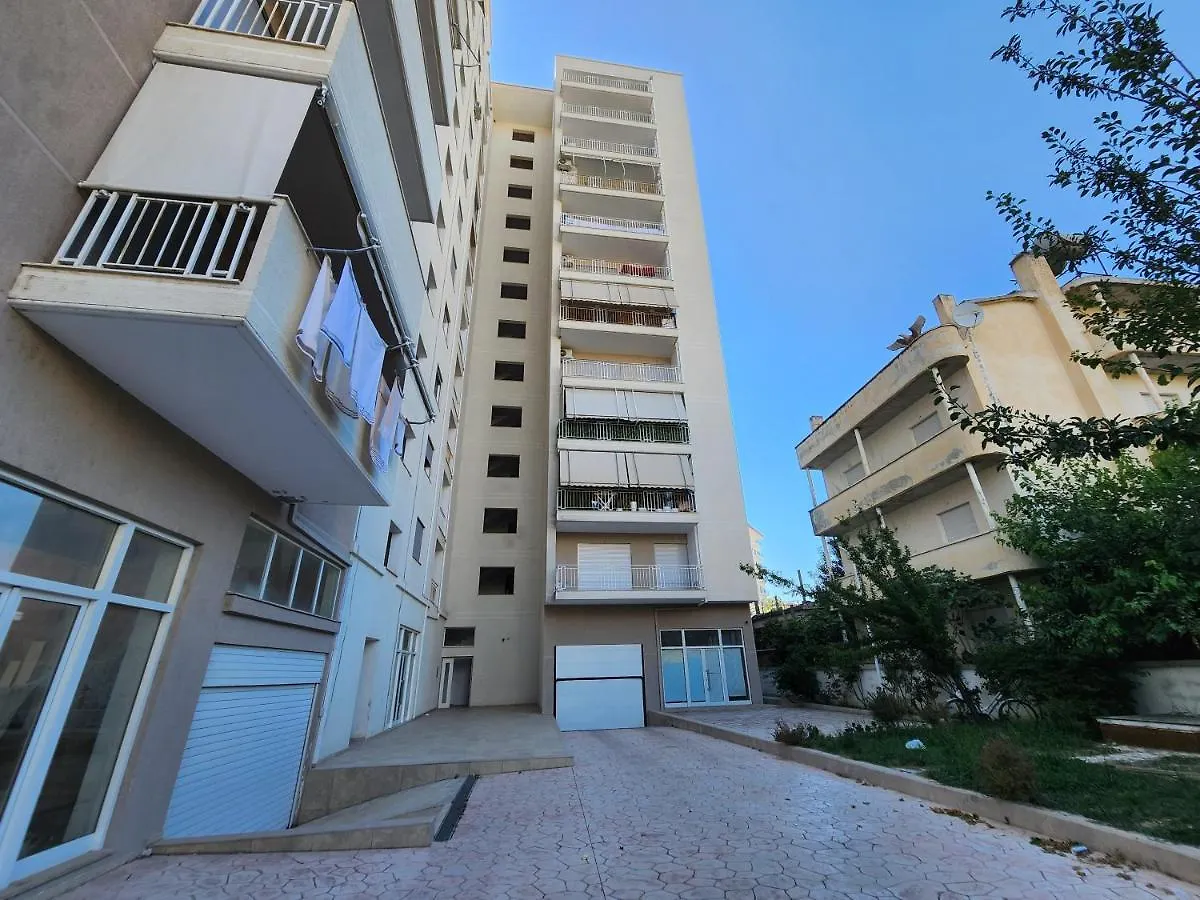 Kloan'S Apartment Vlore 0*,  Albania