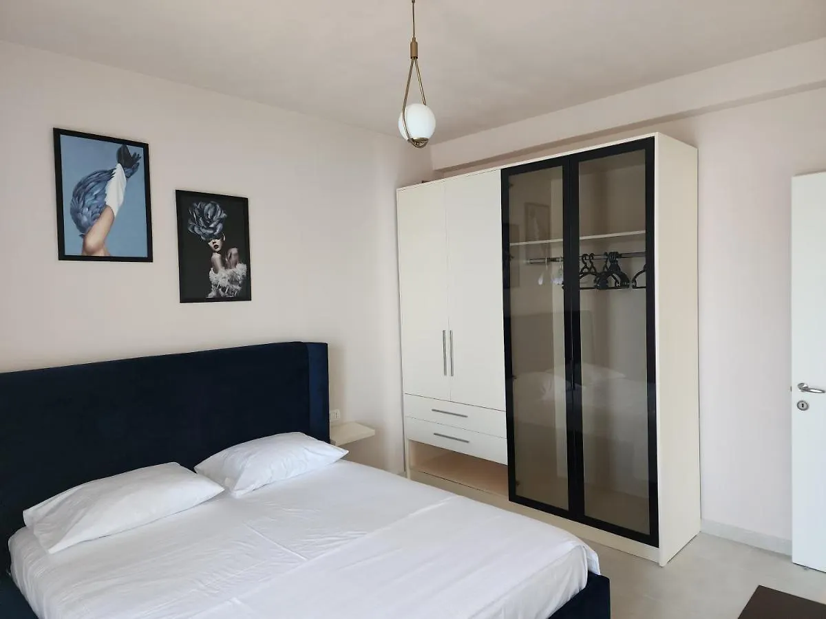 Kloan'S Apartment Vlore